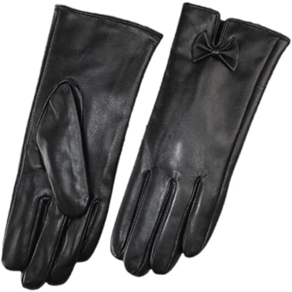 ❄️💣BARNEY’s REAL LEATHER GLOVES❄️💣 Like new!